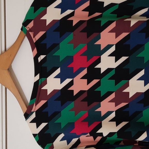 NWT INVESTMENTS WOMAN BLACK AND MULTICOLOR HOUNDSTOOTH BLOUSE SZ 3X - Picture 9 of 15